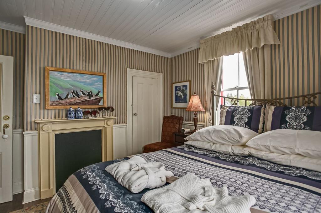 George House Heritage Bed And Breakfast Dildo ภายนอก รูปภาพ