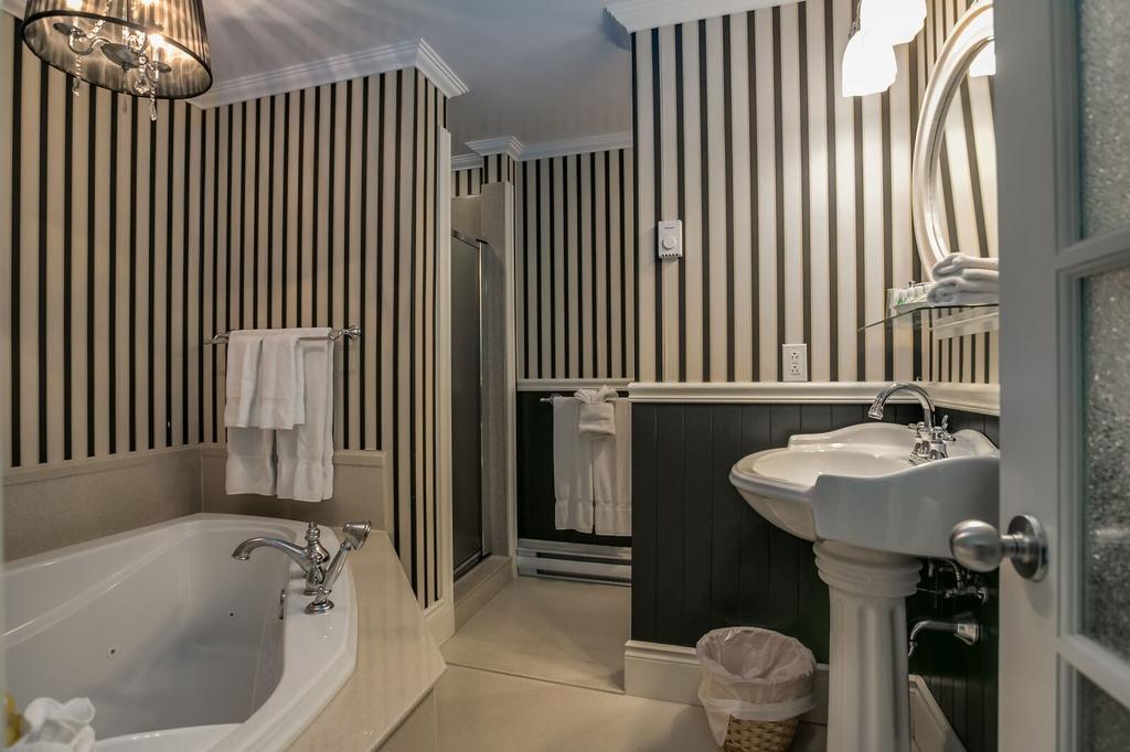 George House Heritage Bed And Breakfast Dildo ภายนอก รูปภาพ