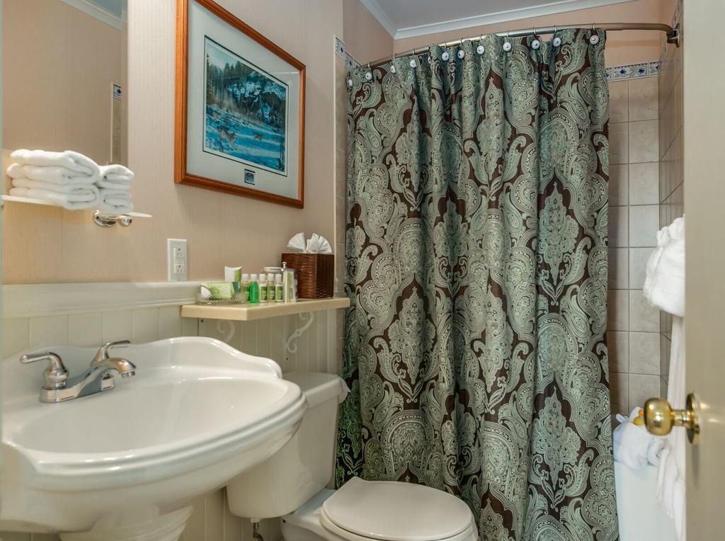 George House Heritage Bed And Breakfast Dildo ภายนอก รูปภาพ