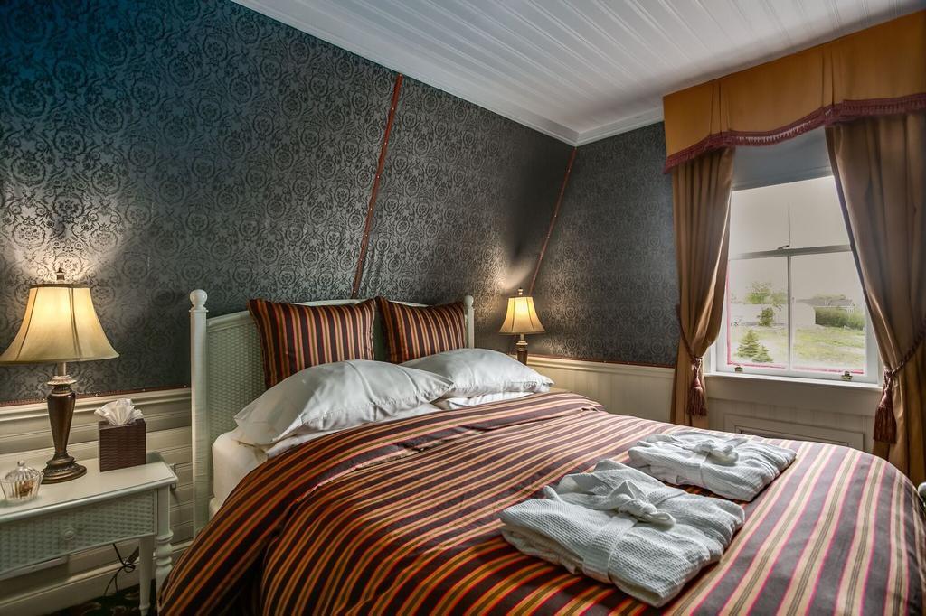 George House Heritage Bed And Breakfast Dildo ภายนอก รูปภาพ